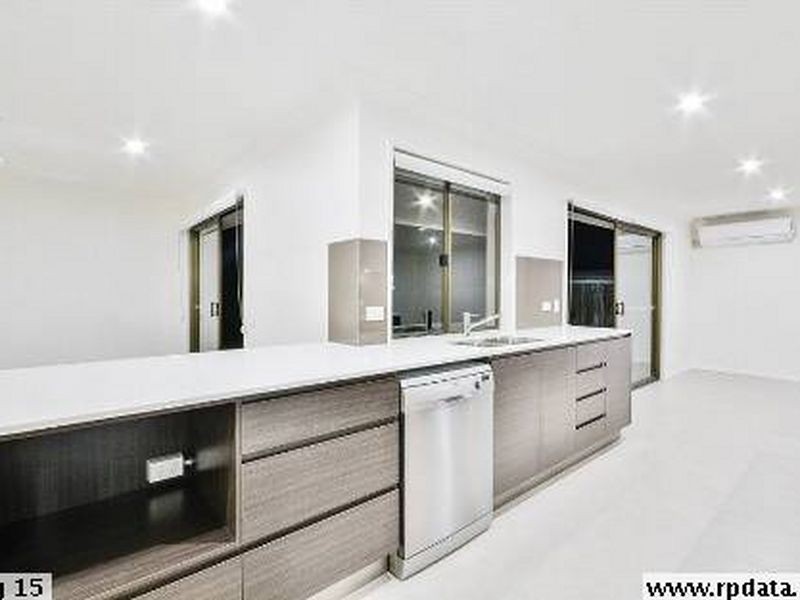 5 Candlewood Close, Mooloolaba QLD 4557