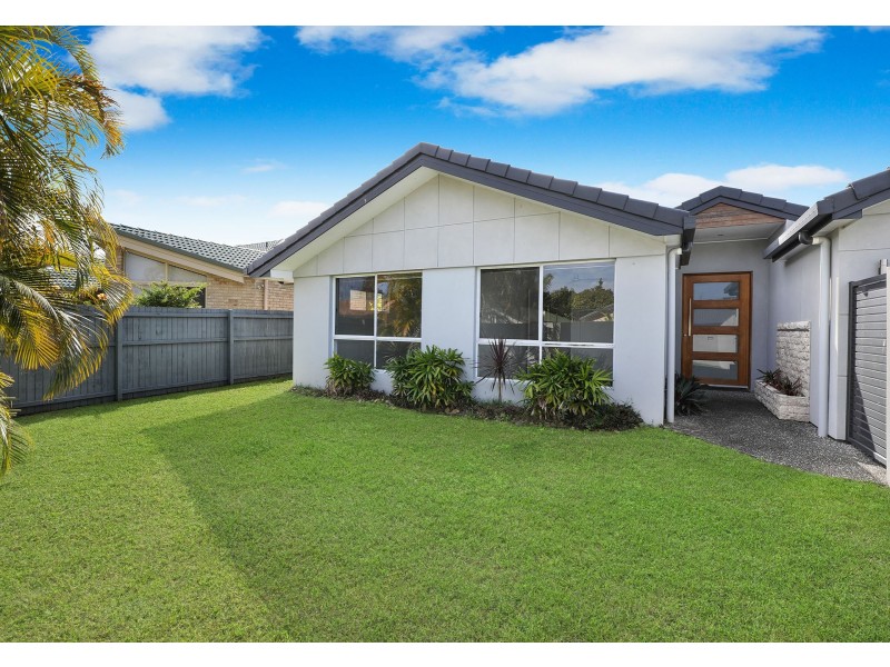 17 Currong Street, Minyama QLD 4575