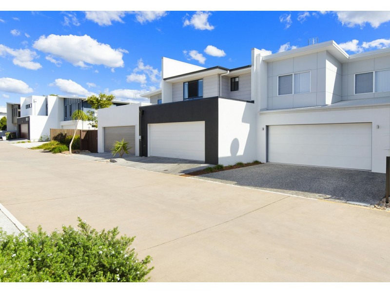 55 Mackenzie Drive, Maroochydore QLD 4558