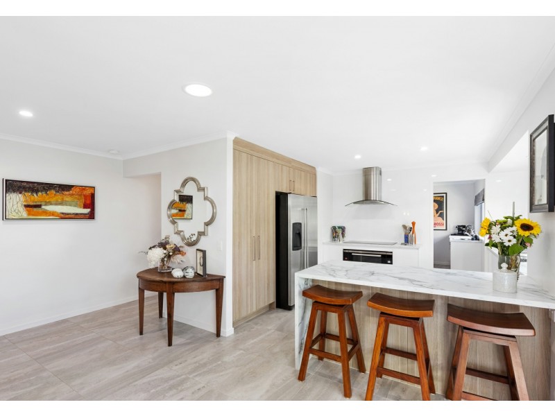 9 Currong Street, Minyama QLD 4575