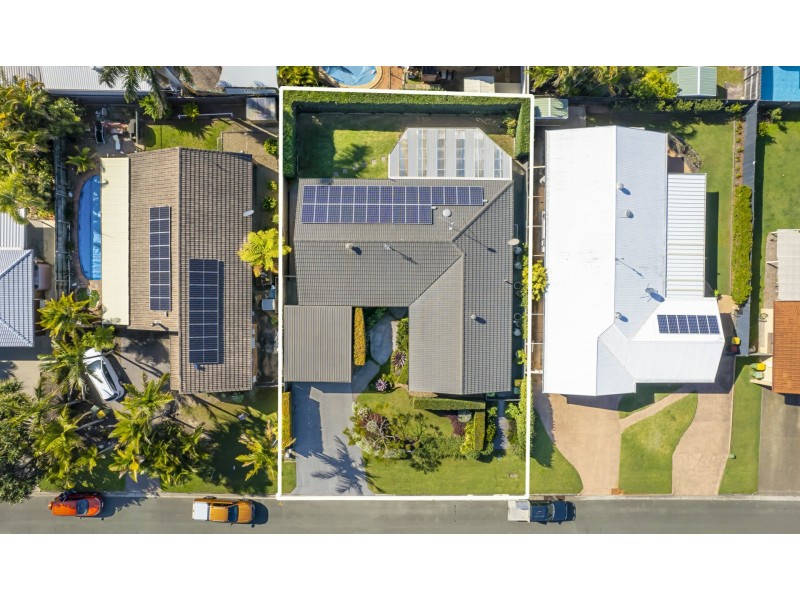 9 Currong Street, Minyama QLD 4575