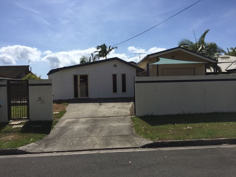 12 Paraka Court, Mountain Creek QLD 4557