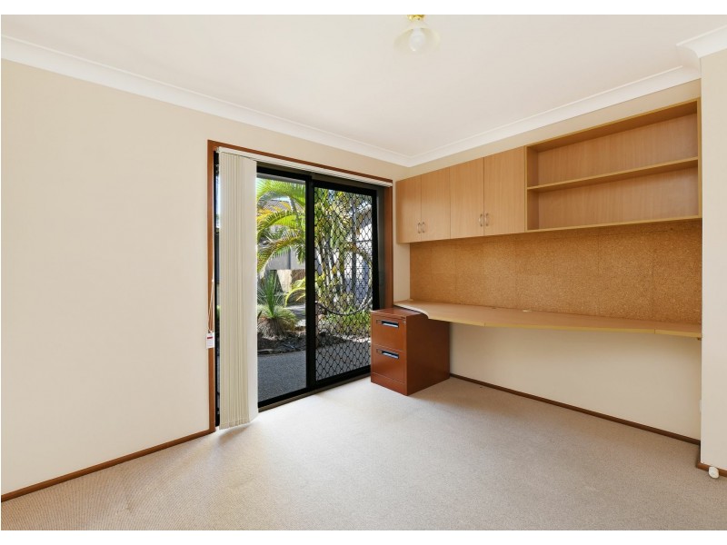 77 Cootamundra Drive, Mountain Creek QLD 4557