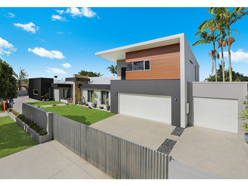 15 Richmond Place, Minyama QLD 4575