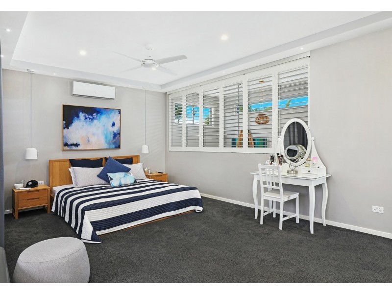 15 Richmond Place, Minyama QLD 4575