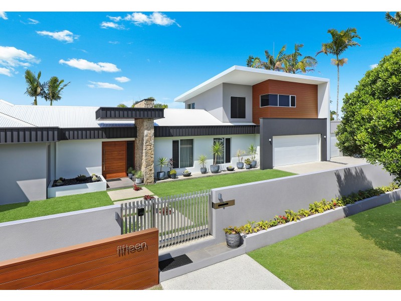 15 Richmond Place, Minyama QLD 4575