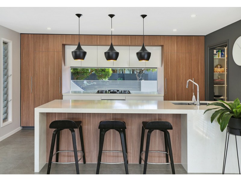 15 Richmond Place, Minyama QLD 4575