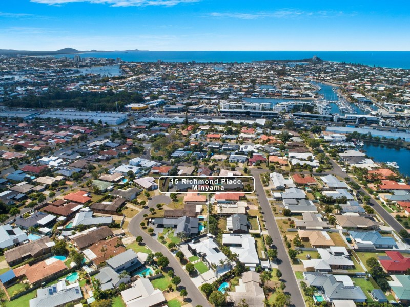 15 Richmond Place, Minyama QLD 4575