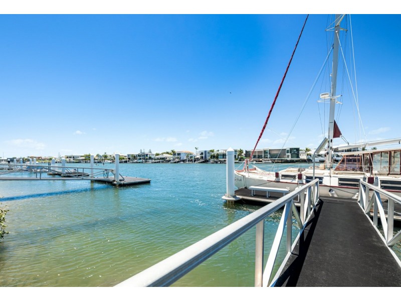 37 Neerim Drive, Mooloolaba QLD 4557