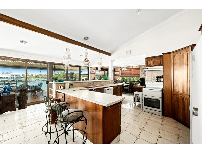 37 Neerim Drive, Mooloolaba QLD 4557