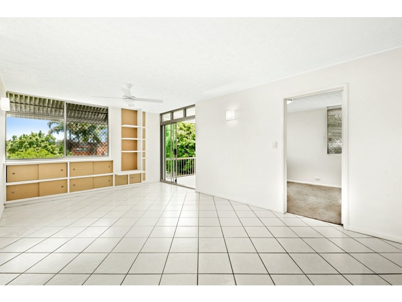 2/12 Kate Street, Alexandra Headland QLD 4572