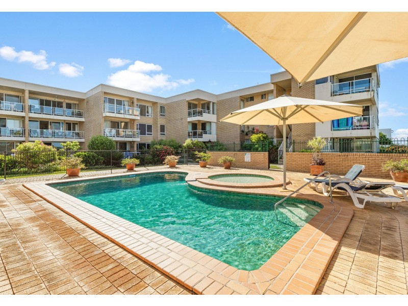 Unit 23/268 Alexandra Parade, Alexandra Headland QLD 4572