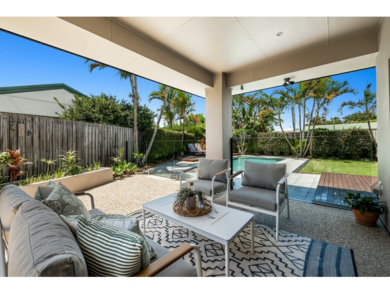 5 Waringa Court, Minyama QLD 4575