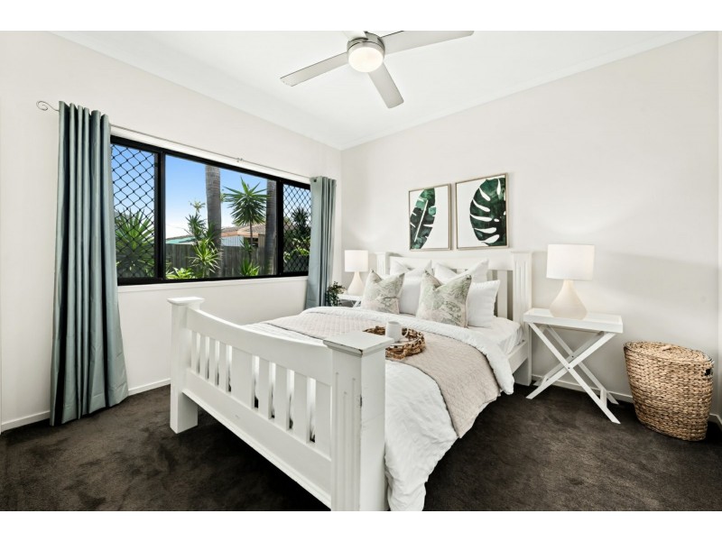 5 Waringa Court, Minyama QLD 4575