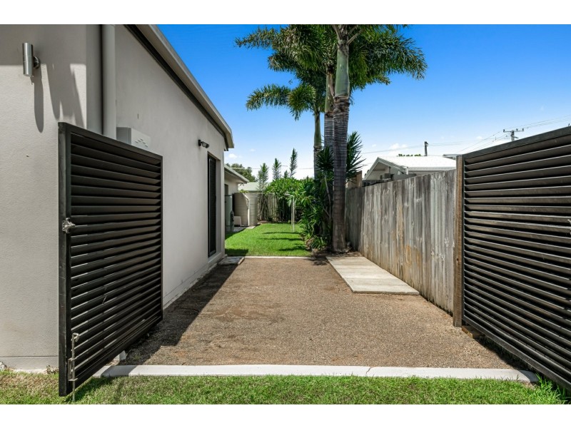 5 Waringa Court, Minyama QLD 4575