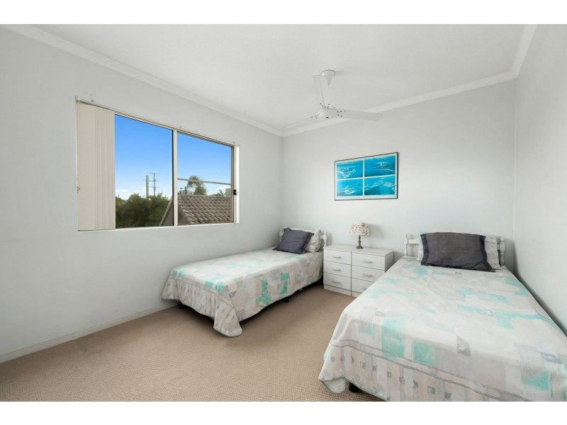 Unit 5/91 Goonawarra Drive, Mooloolaba QLD 4557