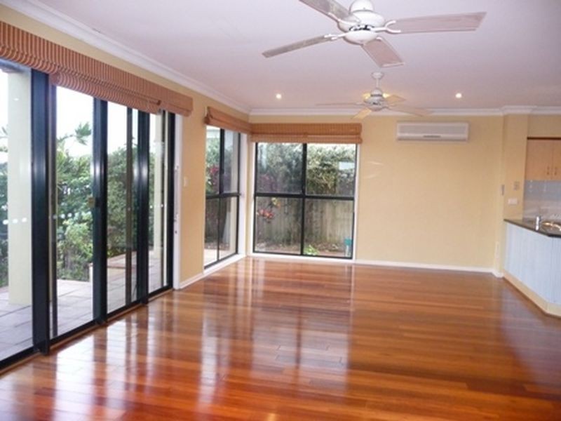 33 Neerim Drive, Mooloolaba QLD 4557