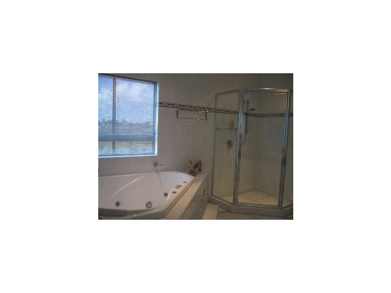 61/140 Alexandra Parade, Alexandra Headland QLD 4572