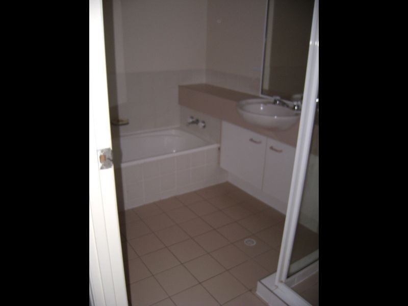 1/37-39 Edward Street, Alexandra Headland QLD 4572