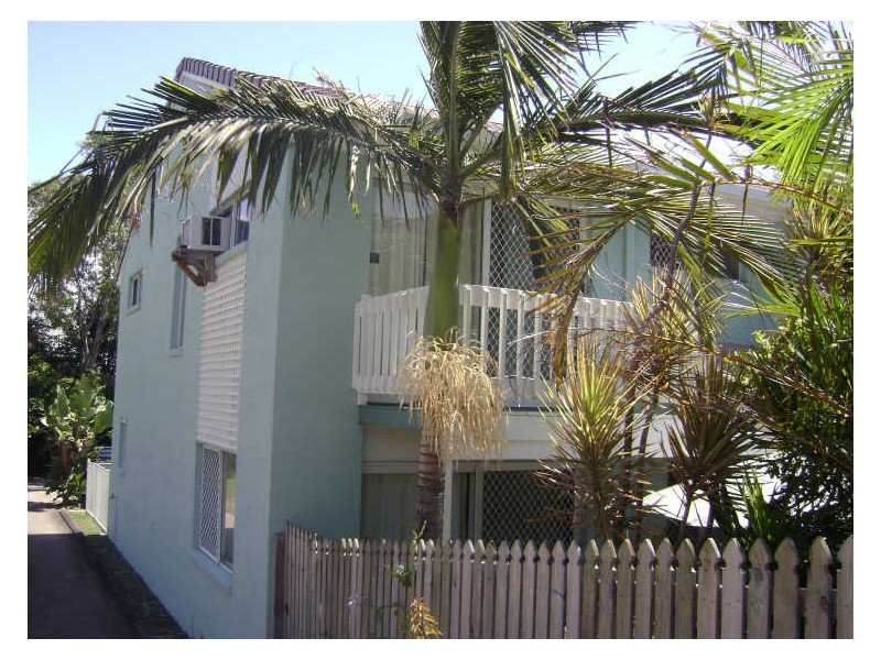 1/37-39 Edward Street, Alexandra Headland QLD 4572