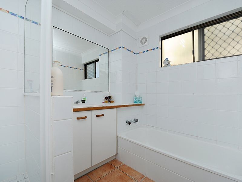 1/31 Pangarinda Place, Mooloolaba QLD 4557