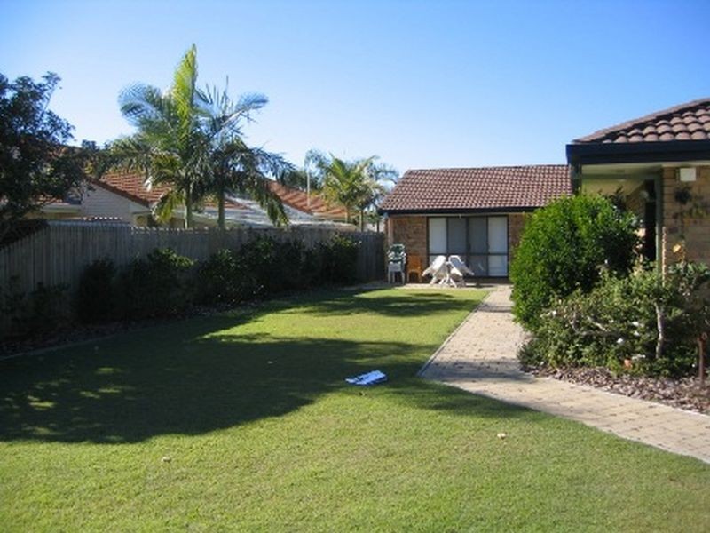 17 Island Court, Minyama QLD 4575