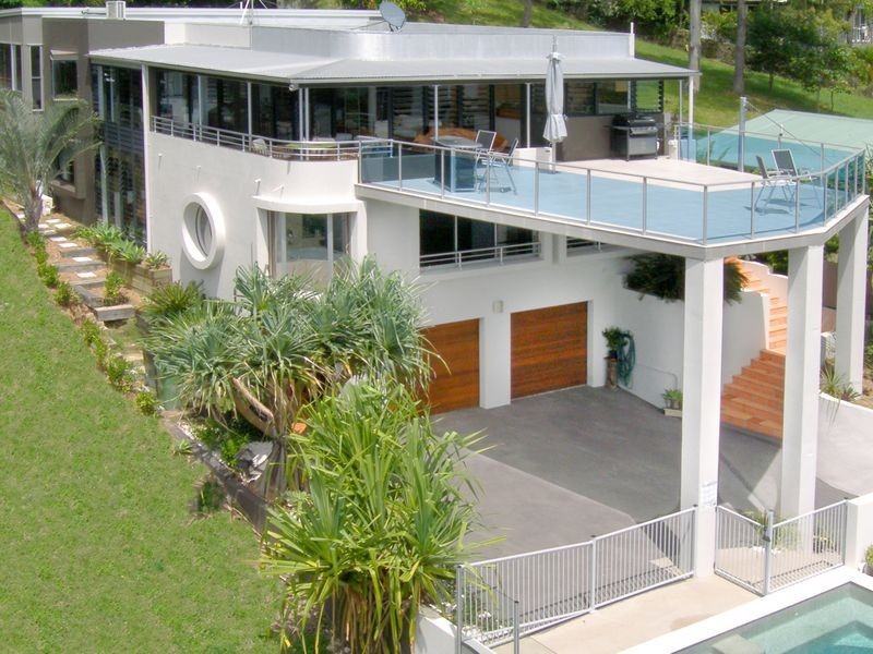 21 Yakola Parade, Alexandra Headland QLD 4572