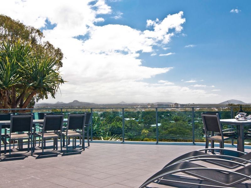 21 Yakola Parade, Alexandra Headland QLD 4572