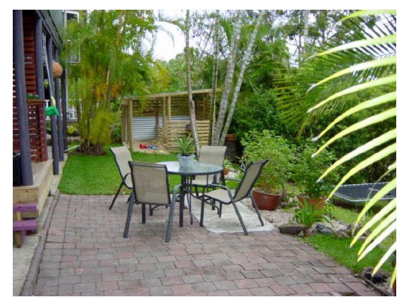 11 Kawana Street, Alexandra Headland QLD 4572