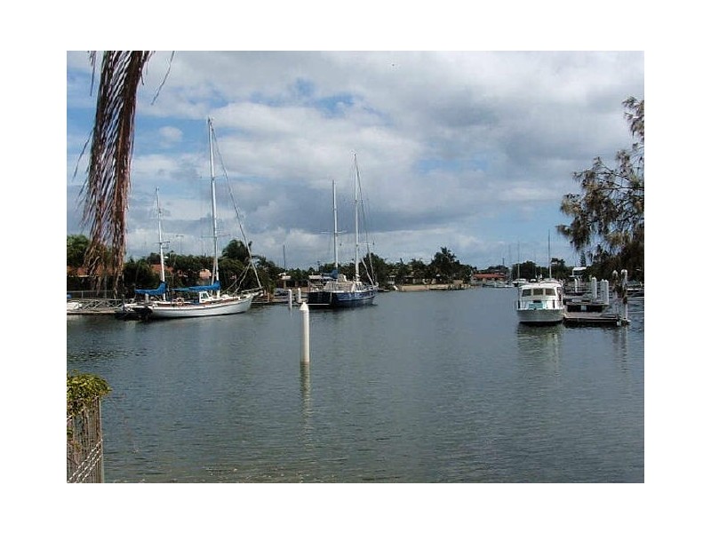 1 Adelong Crescent, Buddina QLD 4575