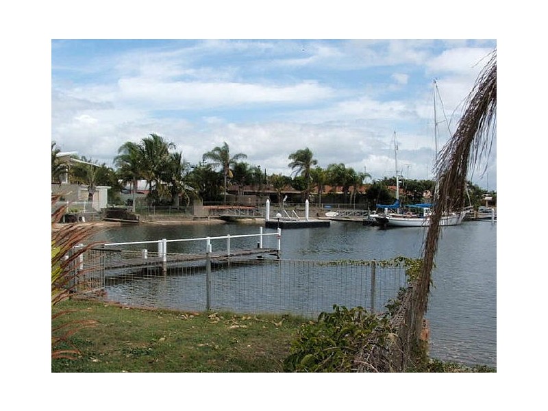 1 Adelong Crescent, Buddina QLD 4575