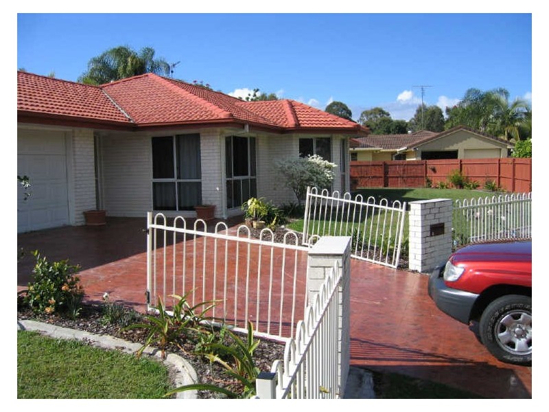 5 Moana Court, Mountain Creek QLD 4557