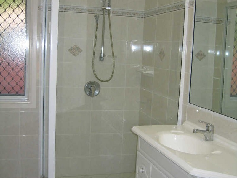 5 Moana Court, Mountain Creek QLD 4557