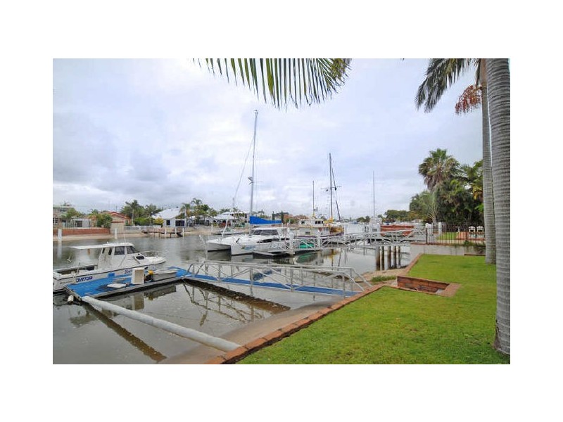 18 Aroona Ave, Buddina QLD 4575