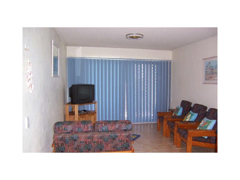 Unit 9/10 – 12 Buderim Ave, Alexandra Headland QLD 4572