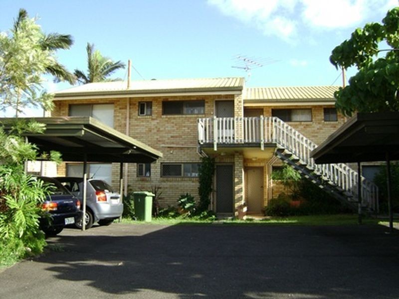 4/6 Barooga Crescent, Mooloolaba QLD 4557