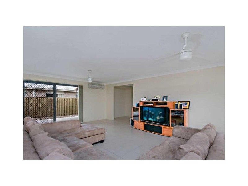 39 Alicia Circuit, Little Mountain QLD 4551