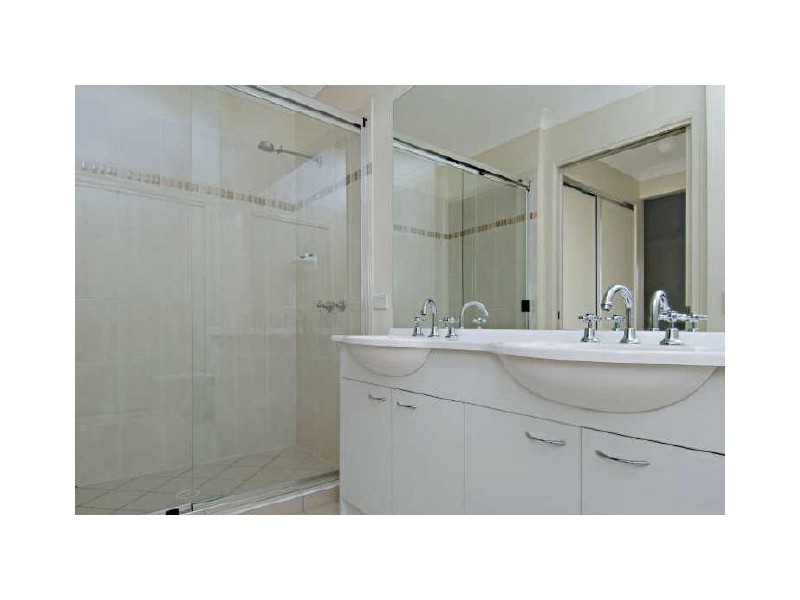 39 Alicia Circuit, Little Mountain QLD 4551