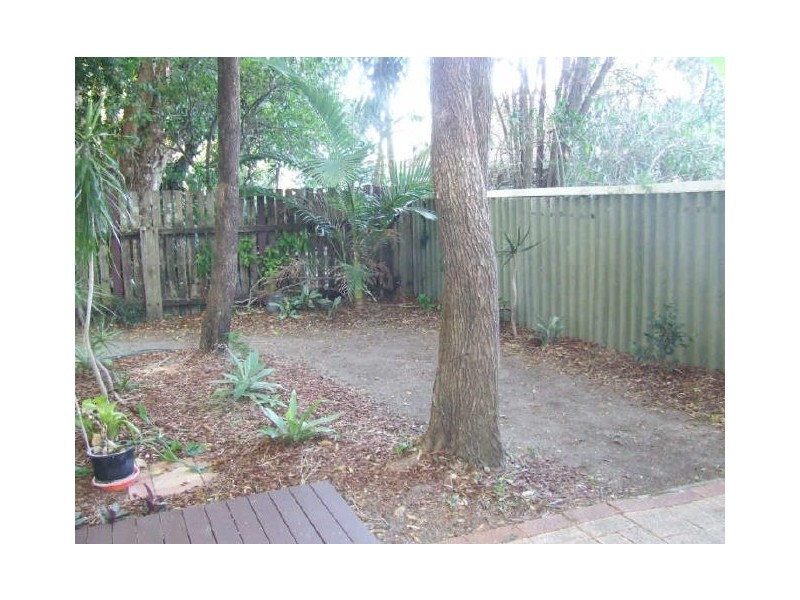 Unit 2/143 Bundilla Boulevard, Mountain Creek QLD 4557