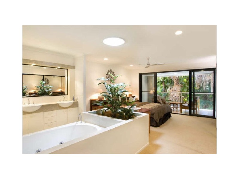 64/1 Poinsettia Court, Mooloolaba QLD 4557