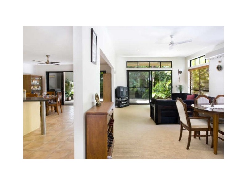 64/1 Poinsettia Court, Mooloolaba QLD 4557