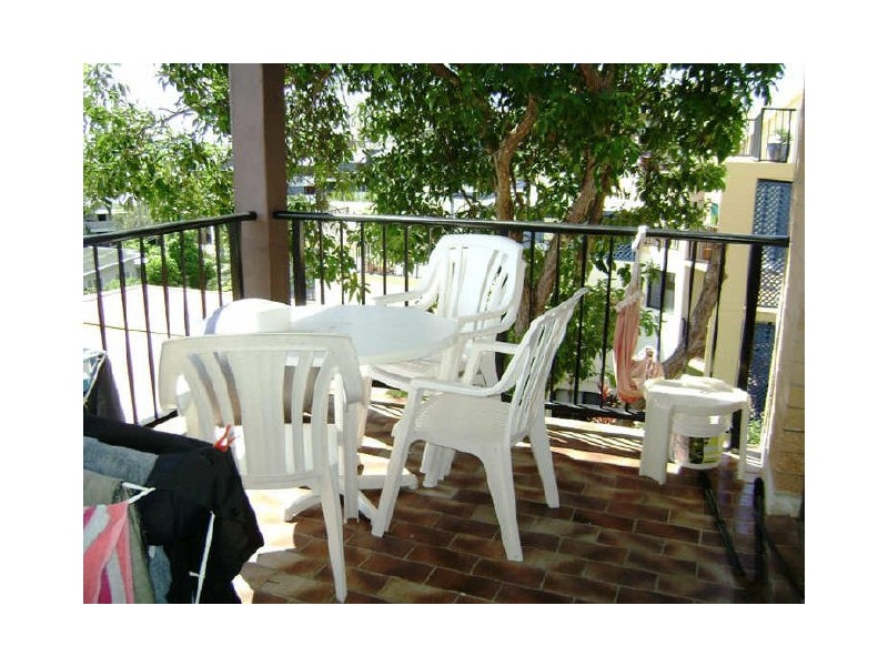 8/22 Buderim AV, Alexandra Headland QLD 4572