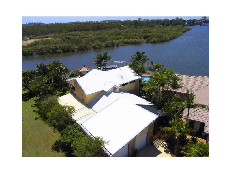 19 Paraka Ct, Mountain Creek QLD 4557