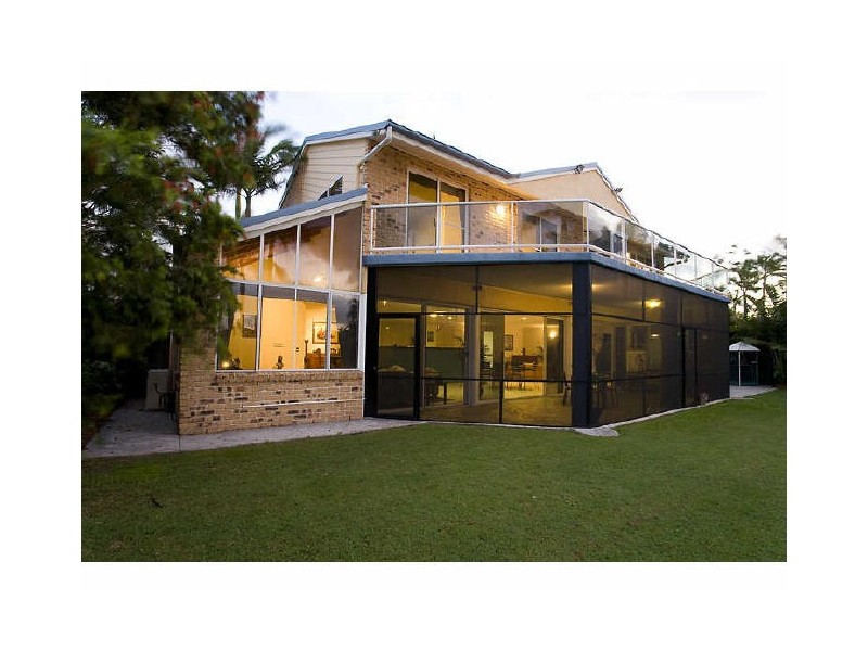 19 Paraka Ct, Mountain Creek QLD 4557