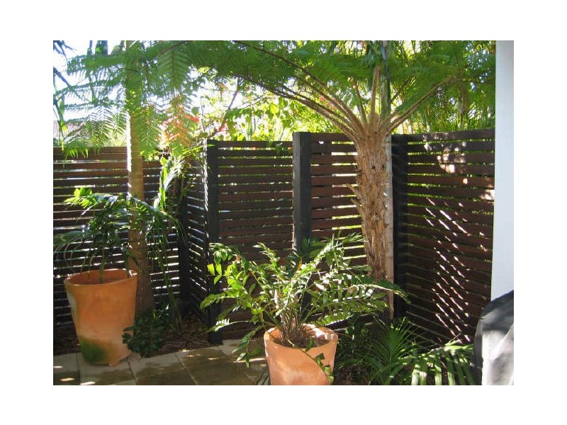 2/6 Corowa Court, Mooloolaba QLD 4557