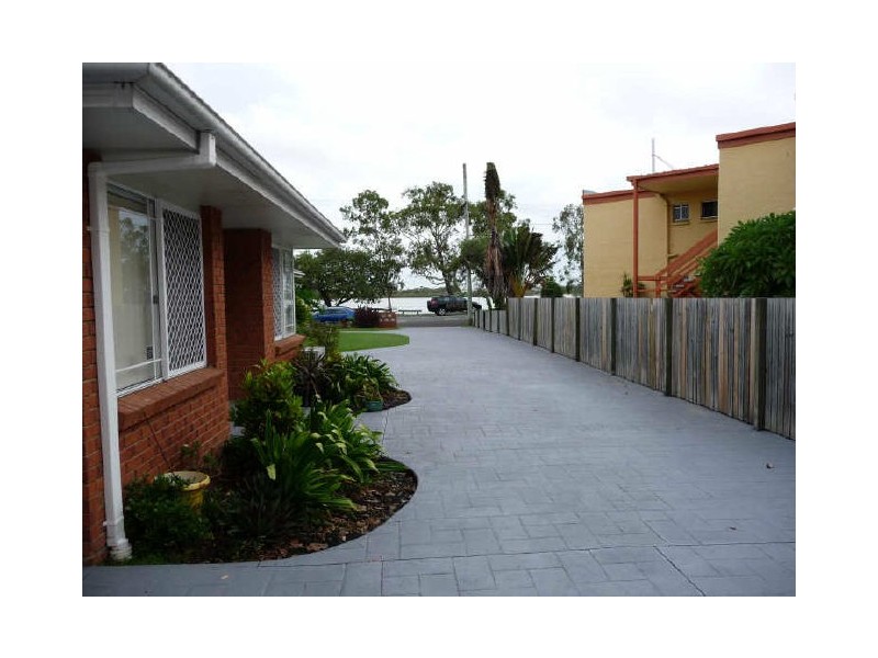 4/13 Bradman Avenue, Maroochydore QLD 4558