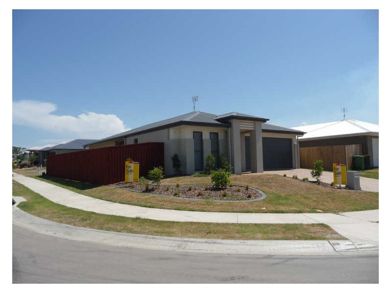 1 Skua Place, Mountain Creek QLD 4557