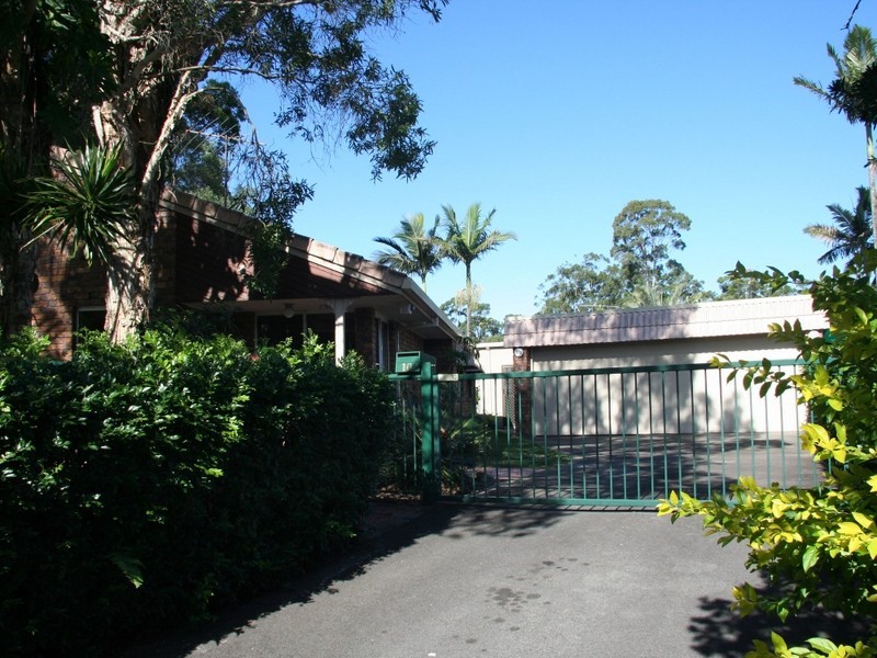 10 Sharon Crescent, Mountain Creek QLD 4557