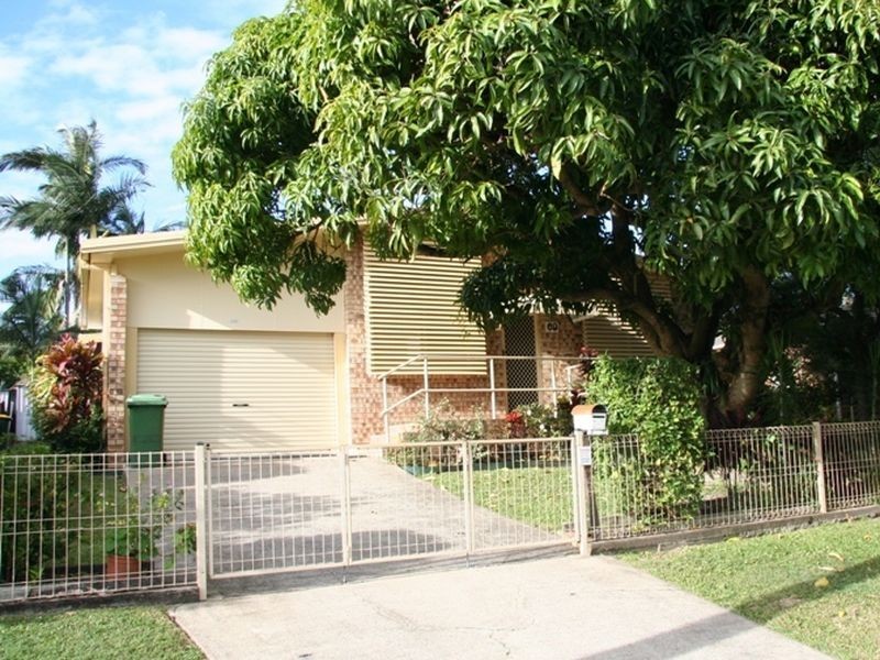 69 Palm Drive, Mooloolaba QLD 4557