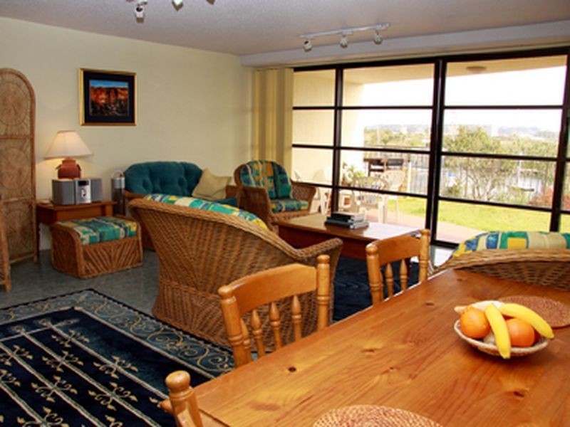 U2/10 Pacific Boulevard, Buddina QLD 4575